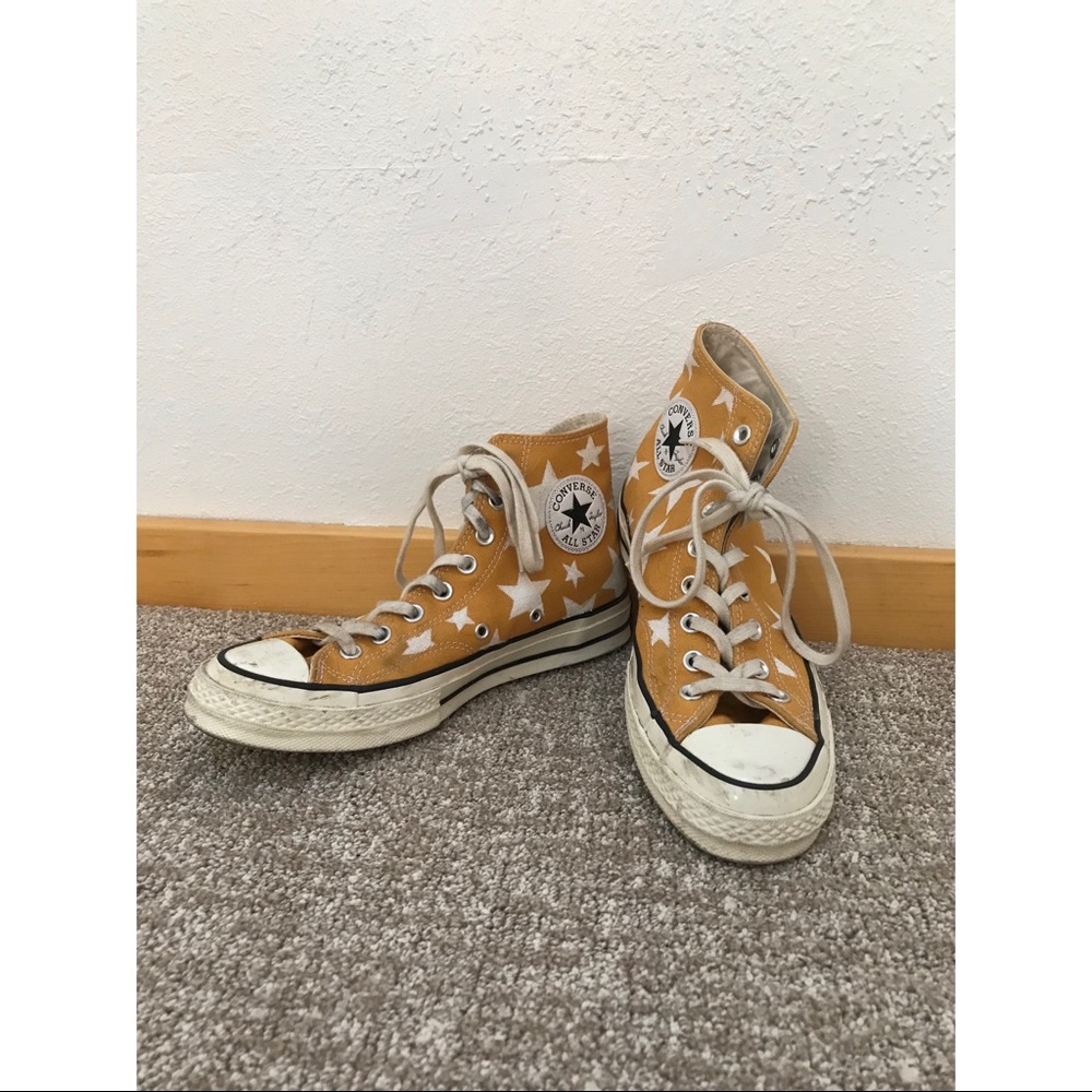 Chuck Taylor yellow star print 70’s high tops